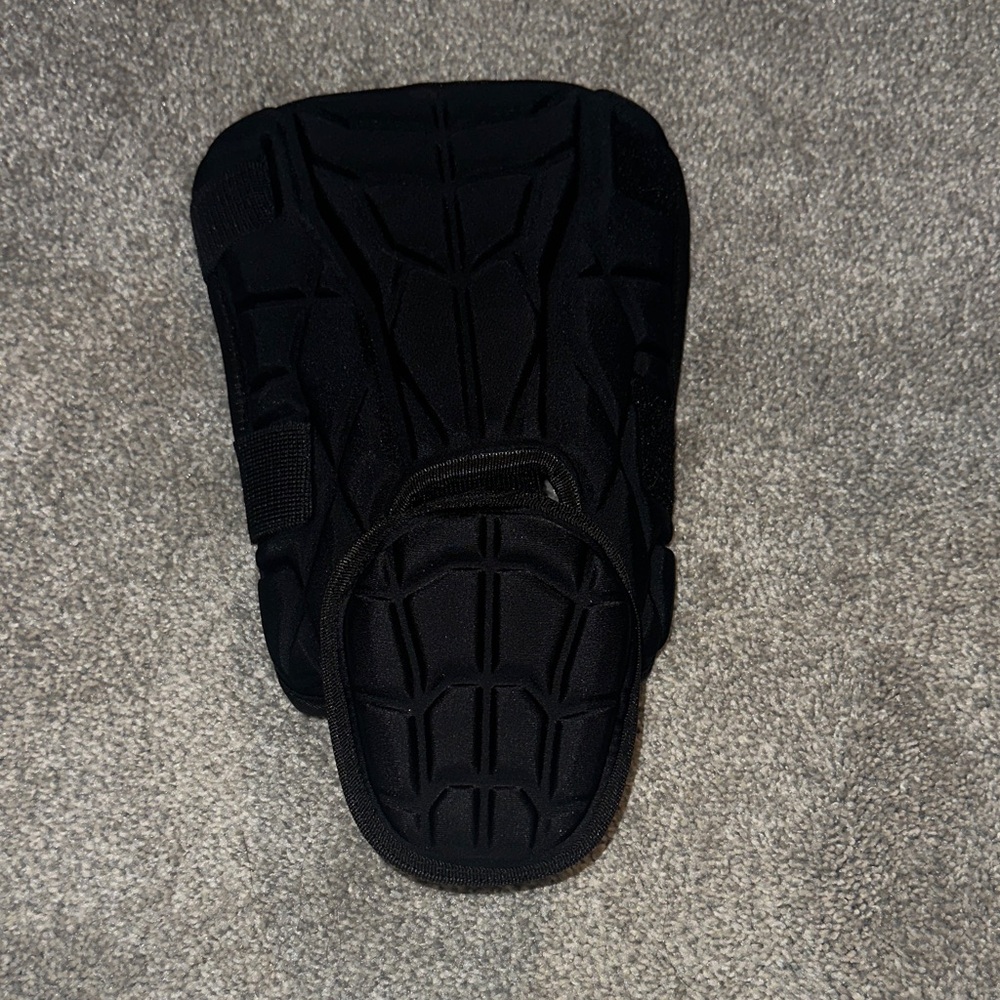 Softball/ baseball Black adjustive Protective Gear Pad